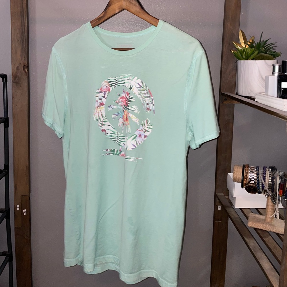 Express men’s graphic T-shirt